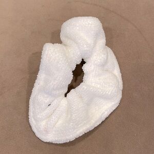 White Hair Drying Towel Twister Tie